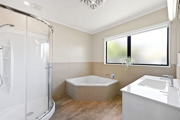 Photo of property in 10 Azimuth Place, Flagstaff, Hamilton, 3210