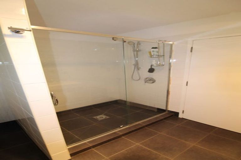 Photo of property in 5 Kaurimu Rise, Titirangi, Auckland, 0604