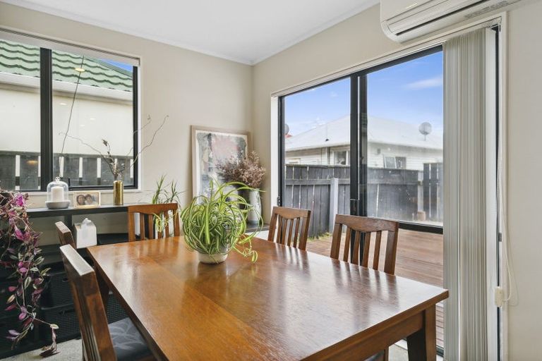 Photo of property in 418a Broadway, Miramar, Wellington, 6022