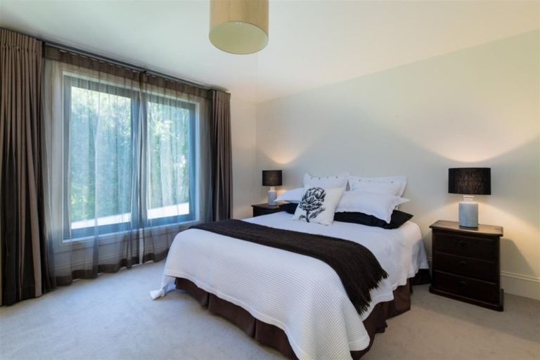 Photo of property in 2/70 Kitchener Road, Milford, Auckland, 0620