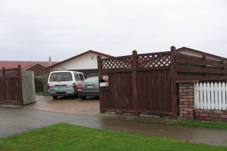 Photo of property in 106 Kelvin Grove Road, Kelvin Grove, Palmerston North, 4414