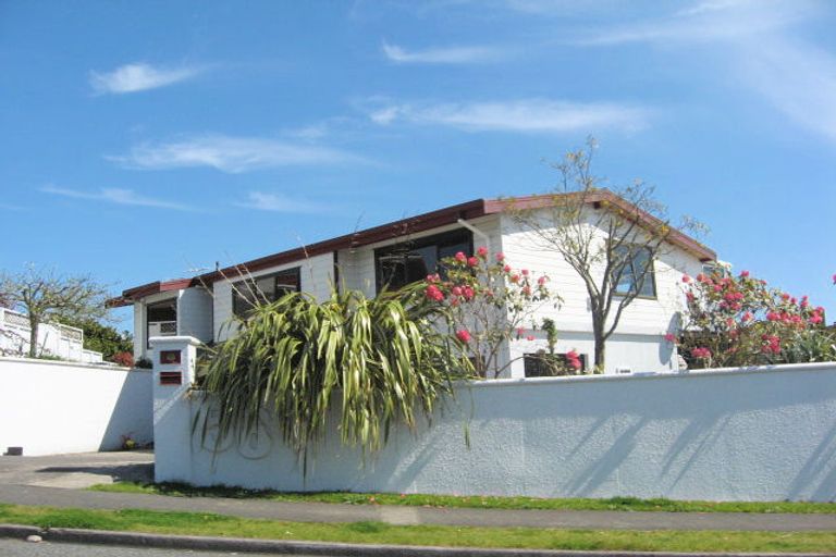 Photo of property in 56 Fernleigh Street, Ferndale, New Plymouth, 4310