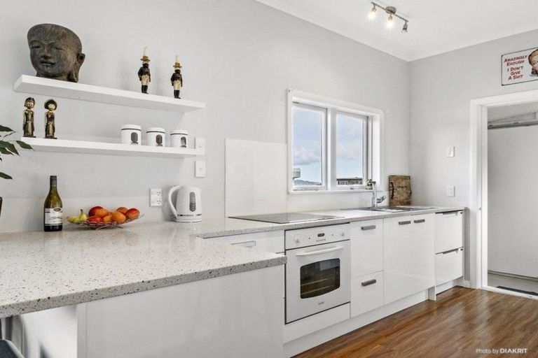 Photo of property in 22 Mandalay Terrace, Khandallah, Wellington, 6035