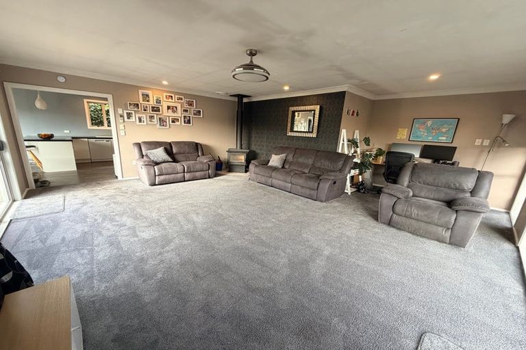 Photo of property in 21 Newmark Street, Bishopdale, Christchurch, 8053