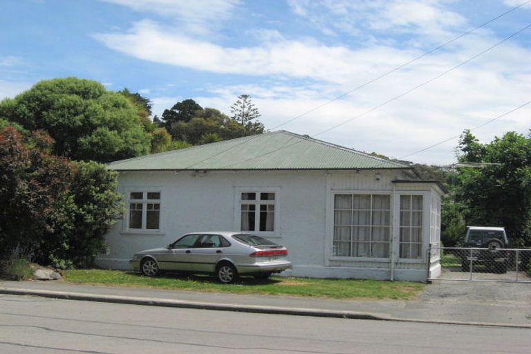 Photo of property in 8 Cliff Street, Moncks Bay, Christchurch, 8081