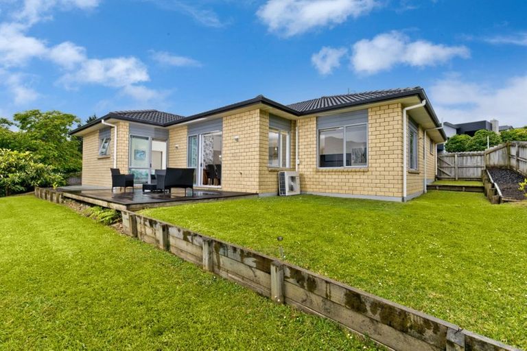 Photo of property in 62 Lake Panorama Drive, Henderson, Auckland, 0612