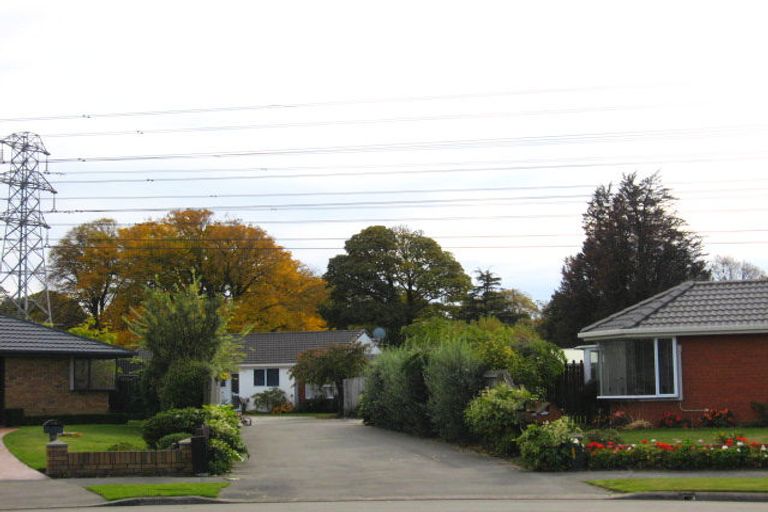 Photo of property in 12 Murfitt Place, Sockburn, Christchurch, 8042