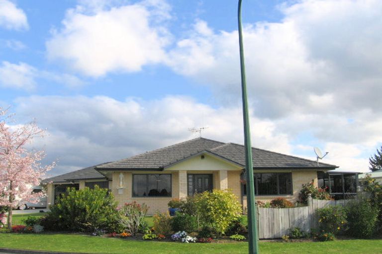 Photo of property in 1 Marama Place, Pyes Pa, Tauranga, 3112