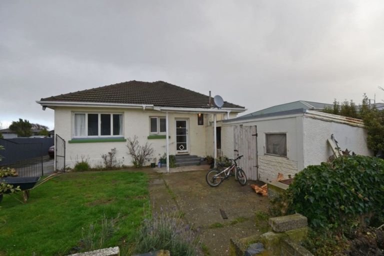 Photo of property in 100 Martin Street, Strathern, Invercargill, 9812