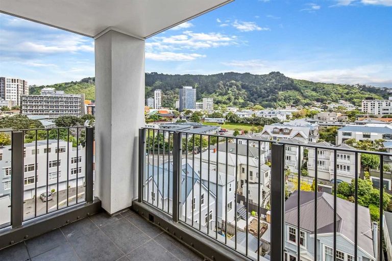 Photo of property in Stadium Garden Flats, 502/107 Thorndon Quay, Pipitea, Wellington, 6011