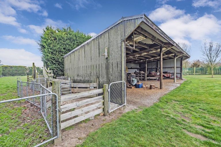 Photo of property in 586 Rakaia Selwyn Road, Leeston, 7682