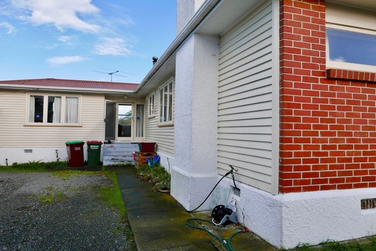Photo of property in 6 Keir Crescent, Lansdowne, Masterton, 5810