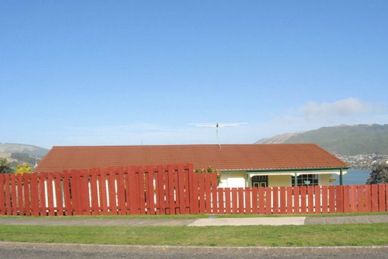 Photo of property in 12 Inlet View, Titahi Bay, Porirua, 5022