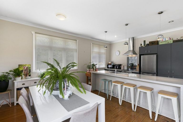 Photo of property in 178b Oxford Terrace, Epuni, Lower Hutt, 5011