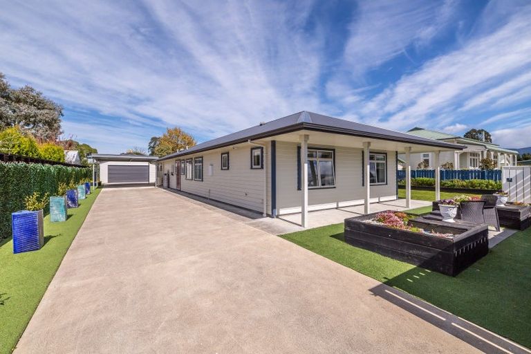 Photo of property in 14a Cotter Street, Greytown, 5712