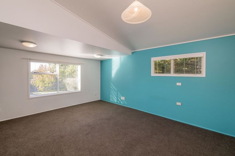 Photo of property in 329 Te Horo Beach Road, Te Horo Beach, Otaki, 5581