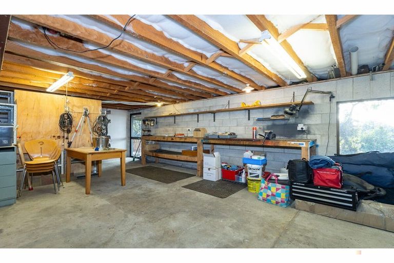 Photo of property in 201 Point Bush Road, Waimate, 7979