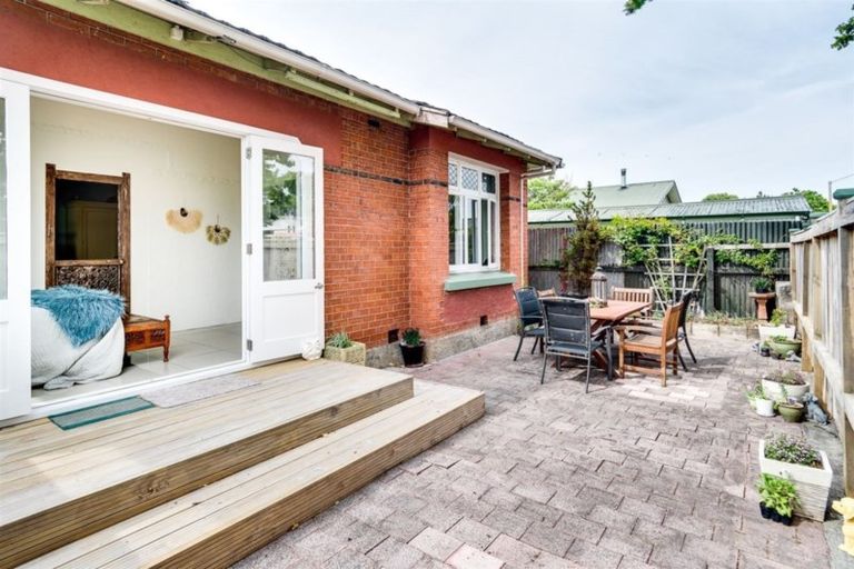 Photo of property in 15 Shamrock Street, Napier South, Napier, 4110