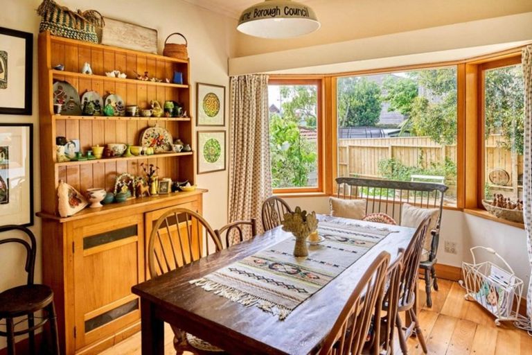 Photo of property in 339 Muritai Road, Eastbourne, Lower Hutt, 5013