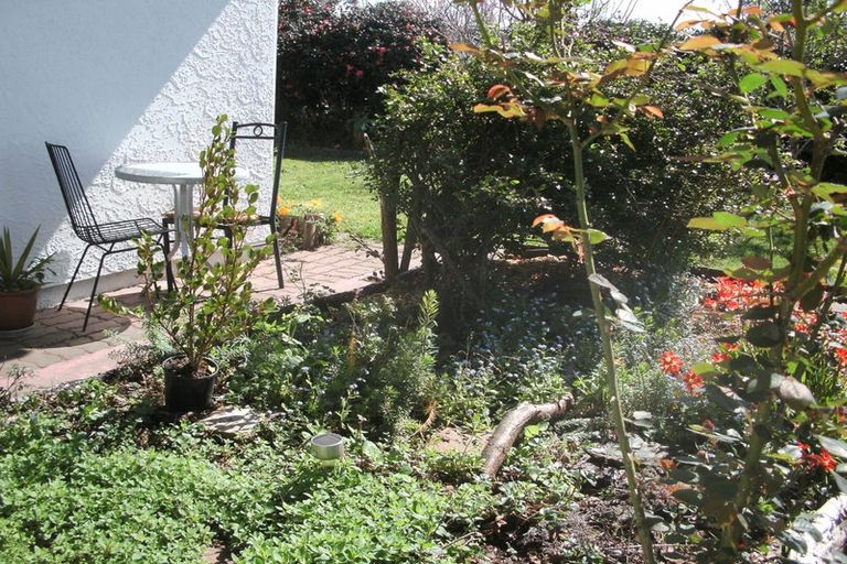 Photo of property in 16 Reeve Street, Foxton, 4814