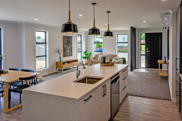 Photo of property in 41 Ochail Way, Otatara, Invercargill, 9879