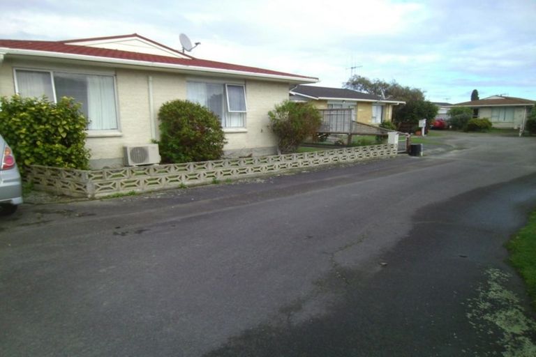 Photo of property in 1 Winiata Place, Otaki, 5512