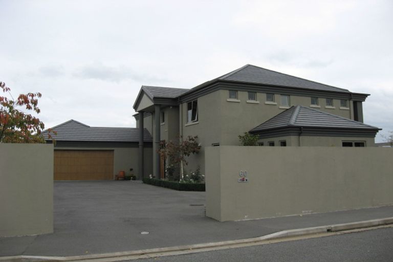 Photo of property in 60 Grassmere Street, Papanui, Christchurch, 8052