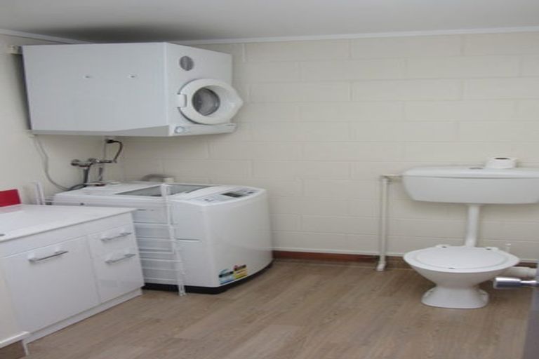 Photo of property in 809-811 Great King Street, North Dunedin, Dunedin, 9016