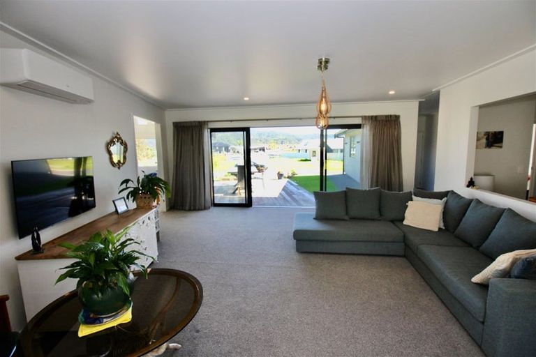 Photo of property in 70 Leeward Drive, Whitianga, 3510