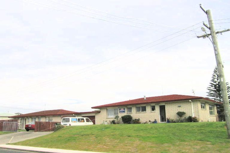 Photo of property in 21 Tui Street, Mount Maunganui, 3116