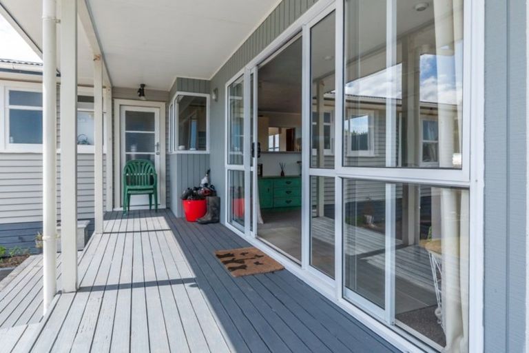 Photo of property in 30 Forest Road, Waitarere Beach, Levin, 5510