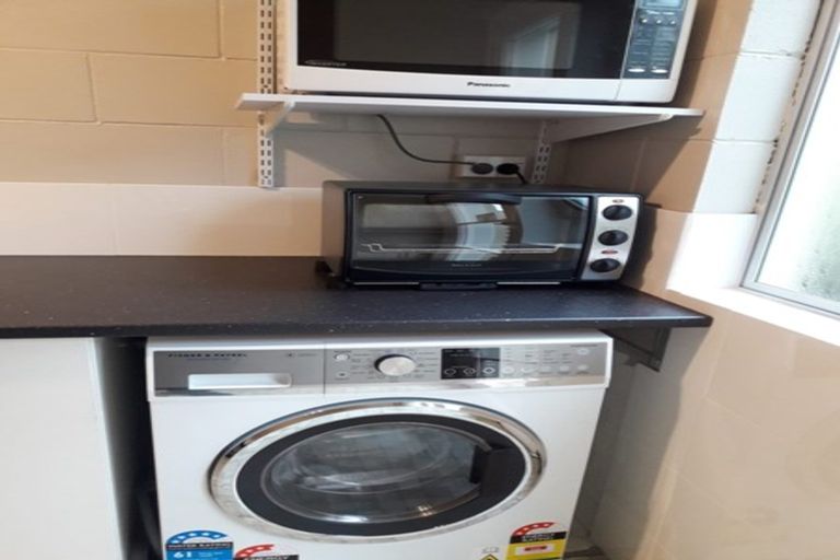 Photo of property in 32 Arthur Road, Hillpark, Auckland, 2102