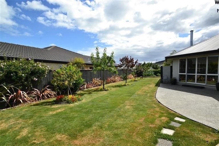 Photo of property in 28 Ngawhatu Road, Stoke, Nelson, 7011