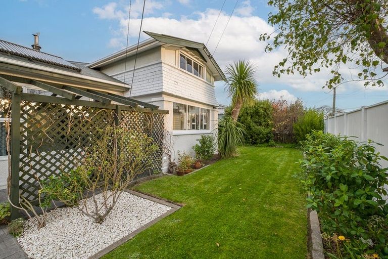 Photo of property in 8 Bletsoe Avenue, Spreydon, Christchurch, 8024