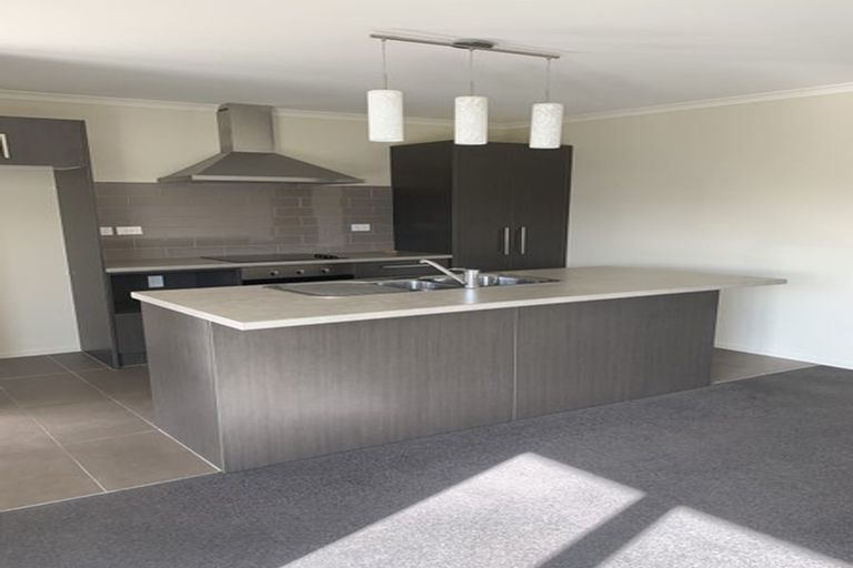 Photo of property in 4 Ella Place, Grandview Heights, Hamilton, 3200