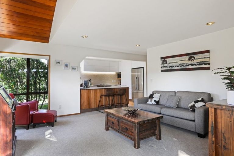 Photo of property in 1 Maygrove Drive, Orewa, 0931