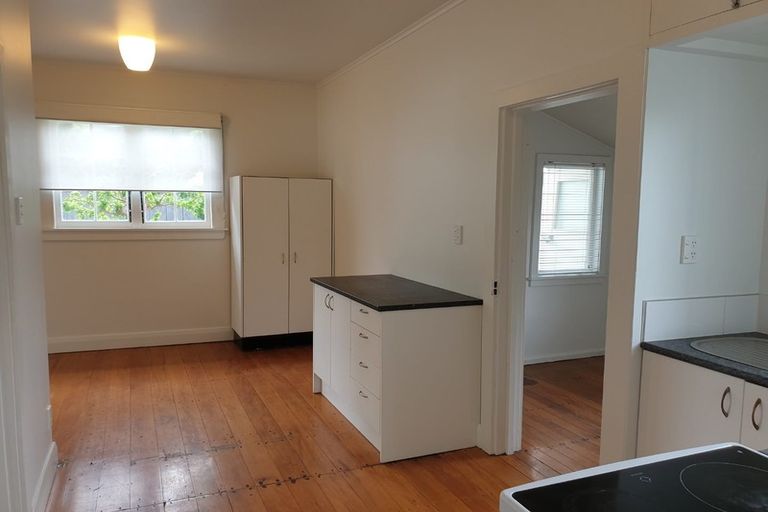 Photo of property in 36 Campbell Street, Havelock North, 4130