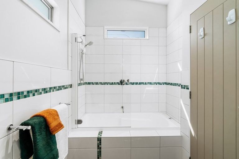 Photo of property in 8 Pisa Moorings Road, Mount Pisa, Cromwell, 9383