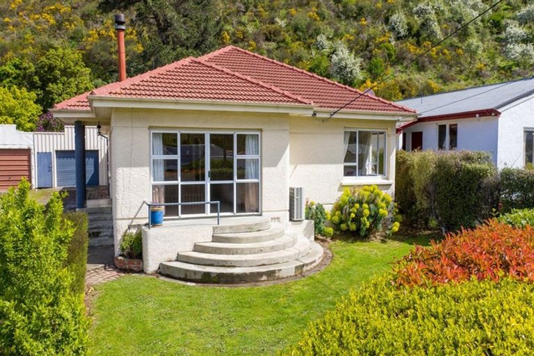 Photo of property in 17 Smith Street, Roxburgh, 9500