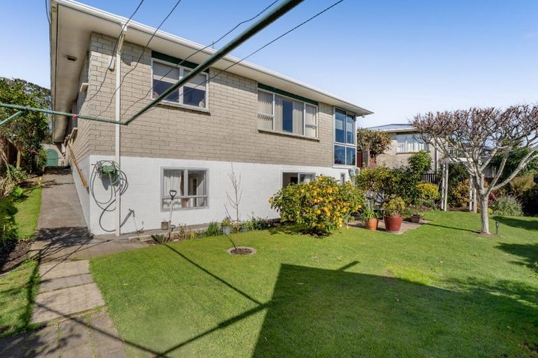 Photo of property in 6 Norwich Avenue, Spotswood, New Plymouth, 4310