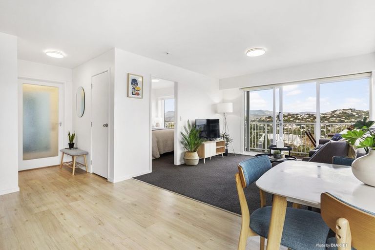 Photo of property in 3/32 Akaroa Drive, Maupuia, Wellington, 6022