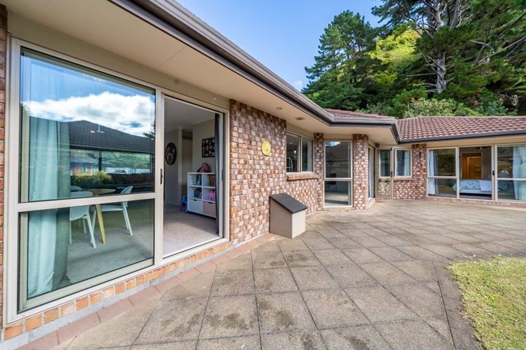 Photo of property in 8 Beechwood Way, Te Marua, Upper Hutt, 5018