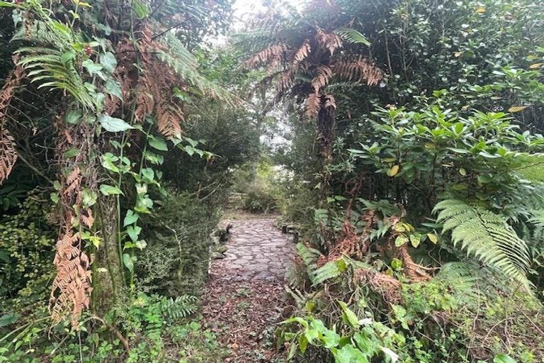 Photo of property in 67 Main Road, Harihari, 7884