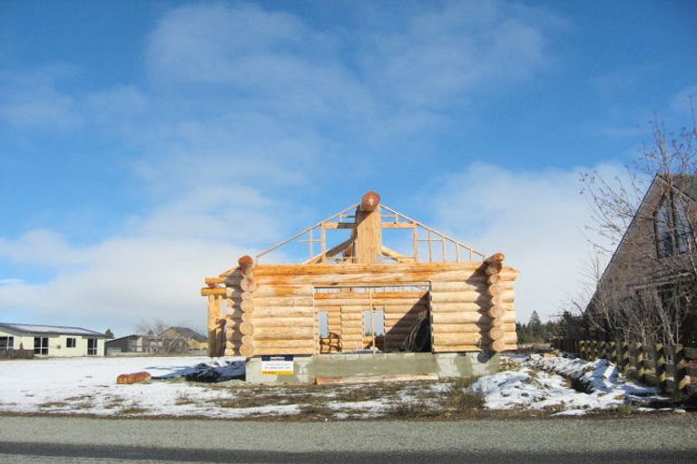 Photo of property in 13 Irishman Drive, Twizel, 7901