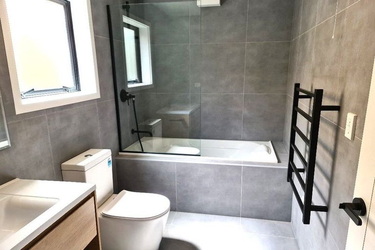 Photo of property in 34a Weldene Avenue, Glenfield, Auckland, 0629