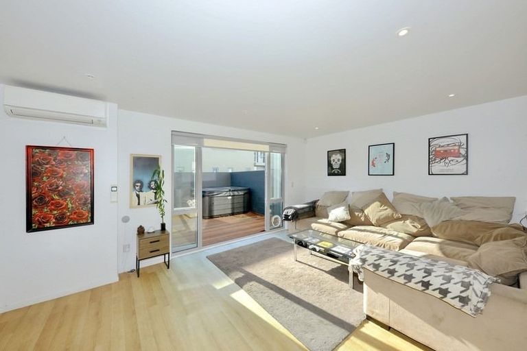 Photo of property in 972a Colombo Street, St Albans, Christchurch, 8014