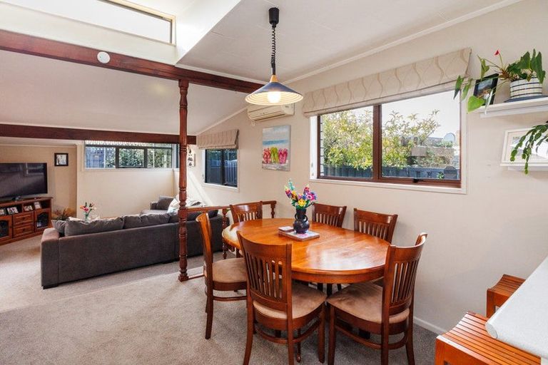 Photo of property in 3 Geraldine Crescent, Cloverlea, Palmerston North, 4412