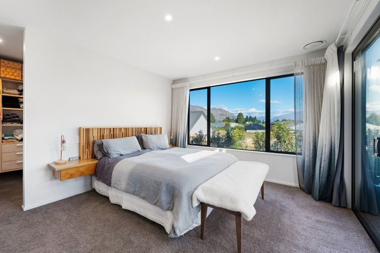 Photo of property in 11 Campbell Road, Wanaka, 9305