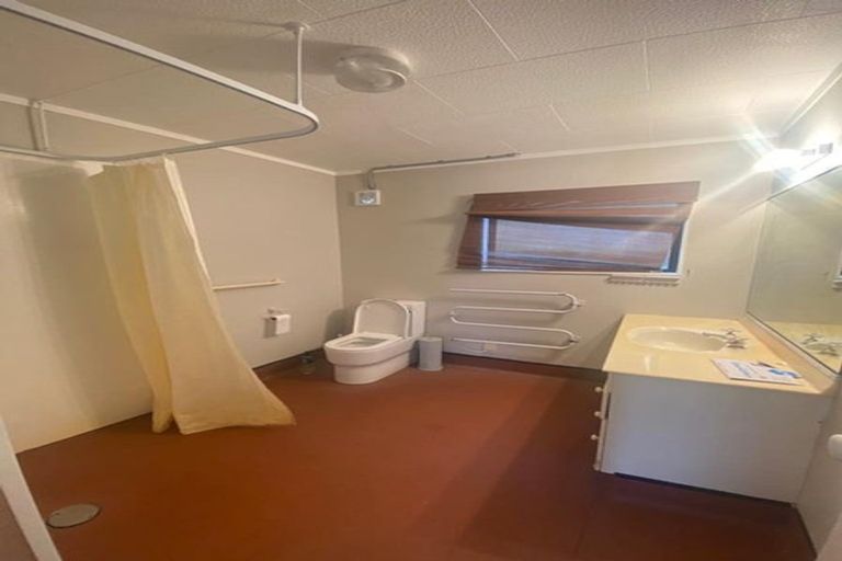 Photo of property in 21 Hakea Place, Totara Heights, Auckland, 2105