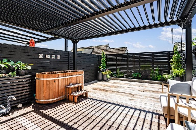 Photo of property in 5/1 Seaforth Avenue, Mangere Bridge, Auckland, 2022